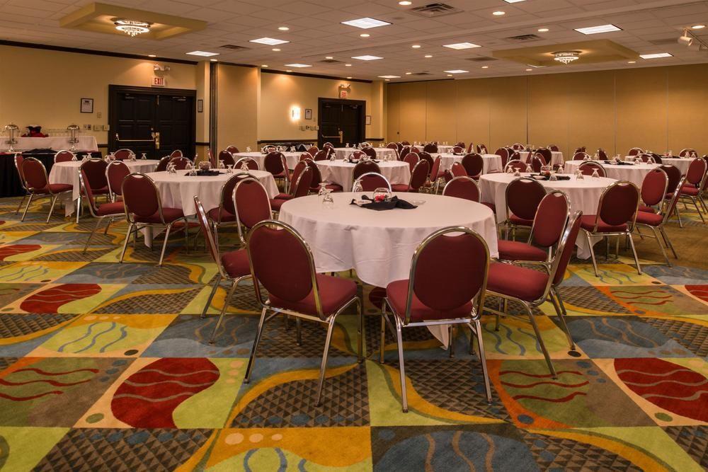 Ramada Plaza Rochester Airport المظهر الخارجي الصورة