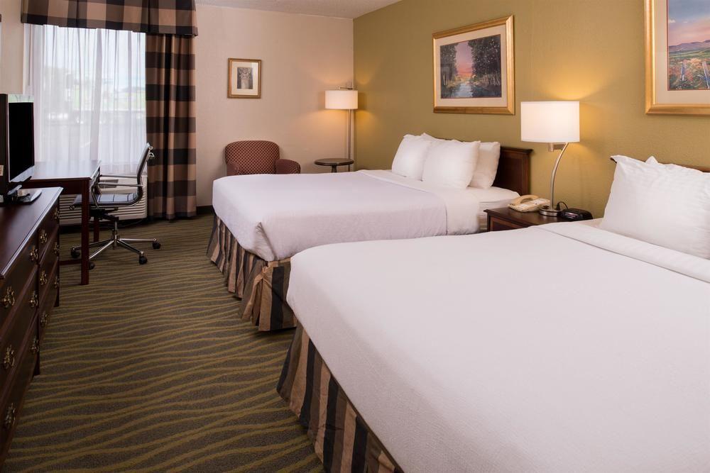 Ramada Plaza Rochester Airport المظهر الخارجي الصورة
