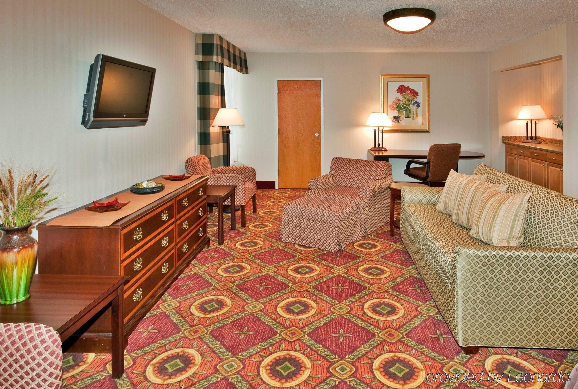 Ramada Plaza Rochester Airport المظهر الخارجي الصورة