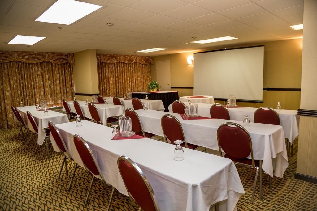 Ramada Plaza Rochester Airport المظهر الخارجي الصورة