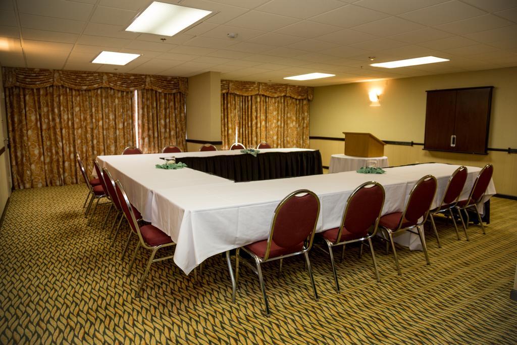 Ramada Plaza Rochester Airport المظهر الخارجي الصورة