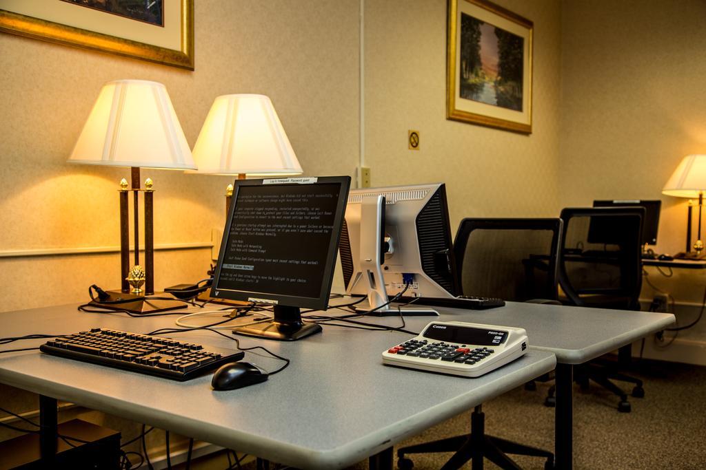 Ramada Plaza Rochester Airport المظهر الخارجي الصورة
