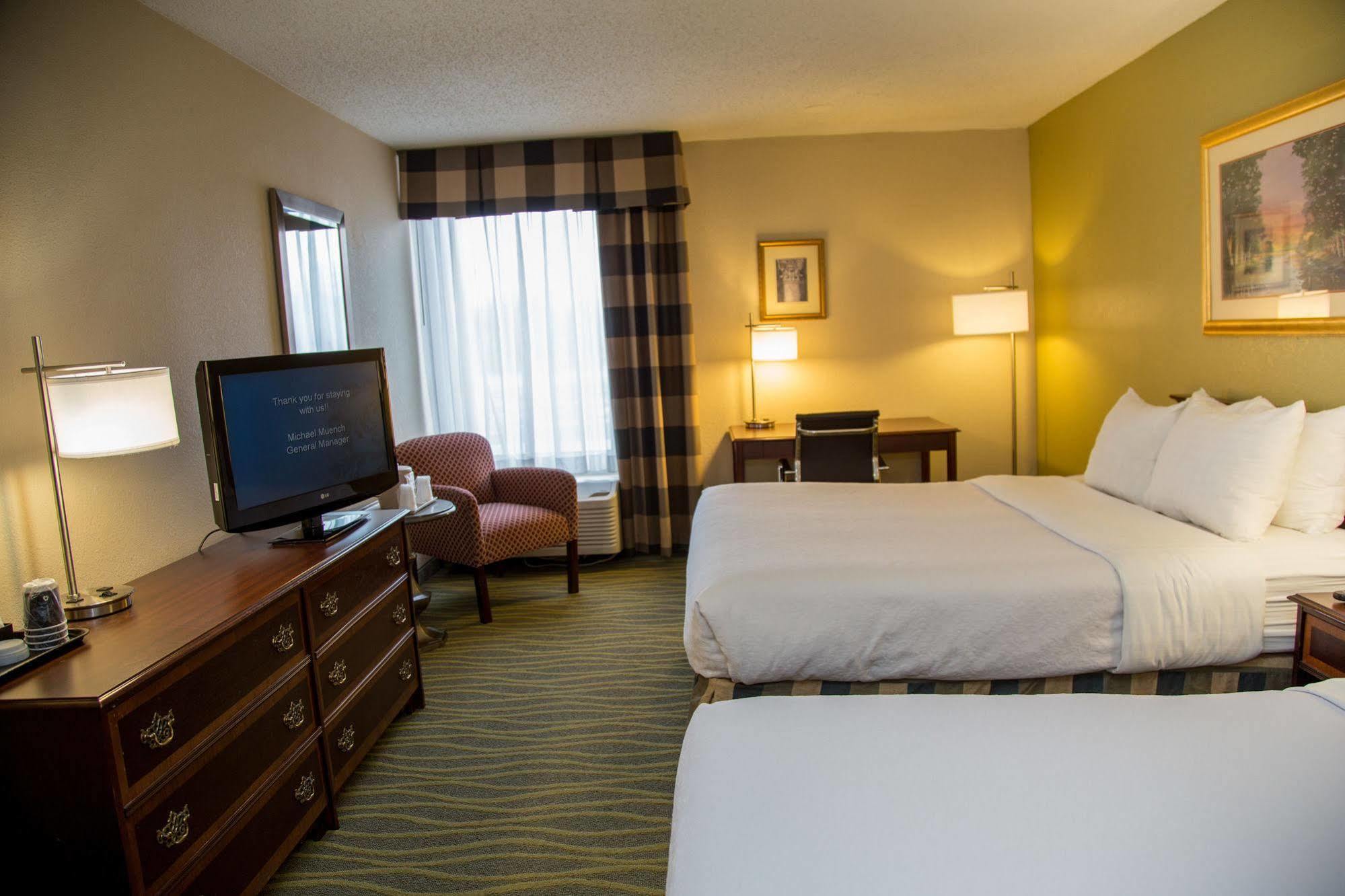 Ramada Plaza Rochester Airport المظهر الخارجي الصورة